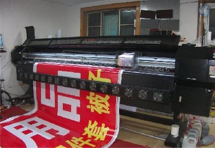 宁南喷绘广告分辨率是多少？